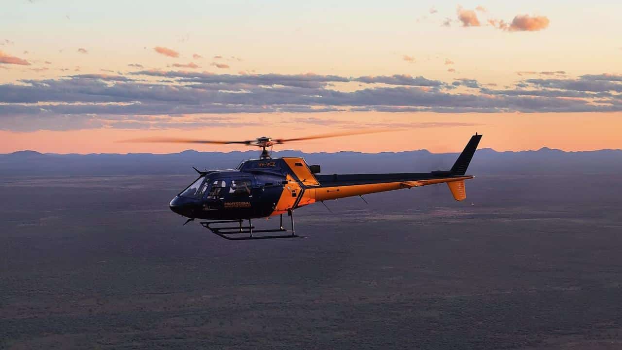 ULURU & KATA TJUTA Helicopter Tours | VH VCZ Uluru lg